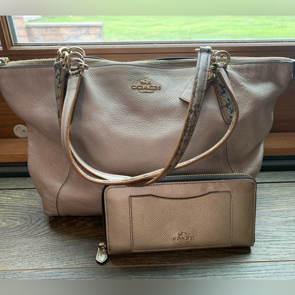 Coach Pursue & Wallet Set
